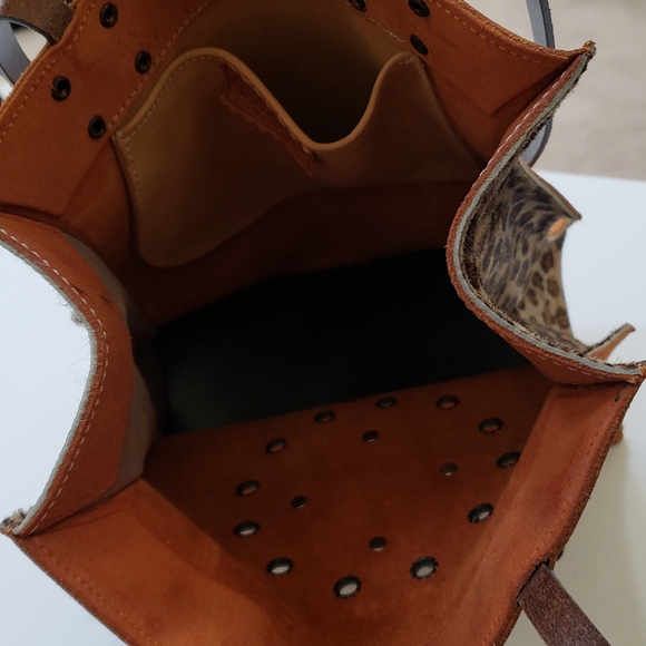 H. CORRAL Piel De Ley handbag - Picture 14 of 16